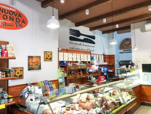 Gastronomia La Nuova Rotonda ad Andria